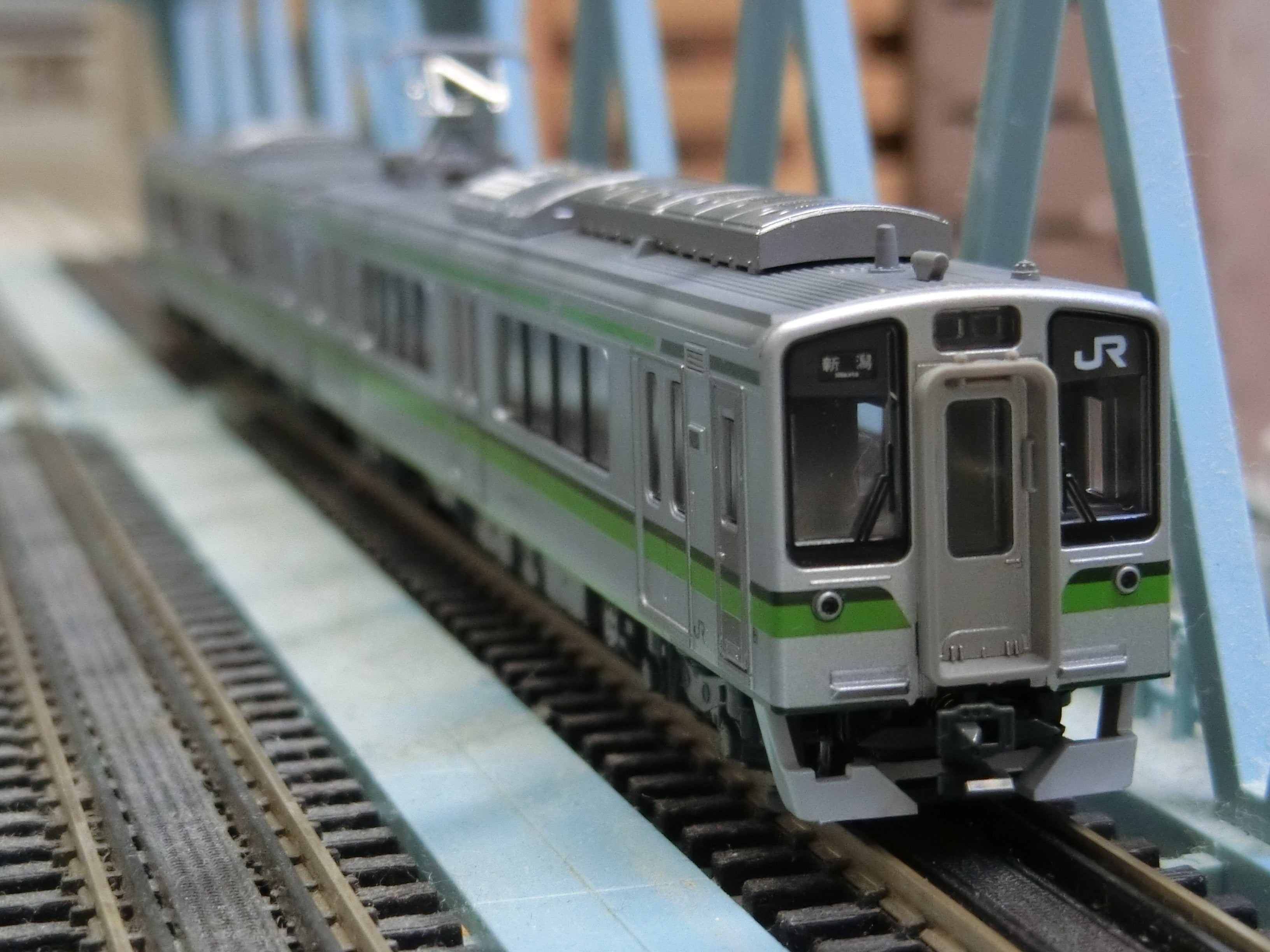 KATO「E127系0番台新潟色」 | きままな鉄道模型