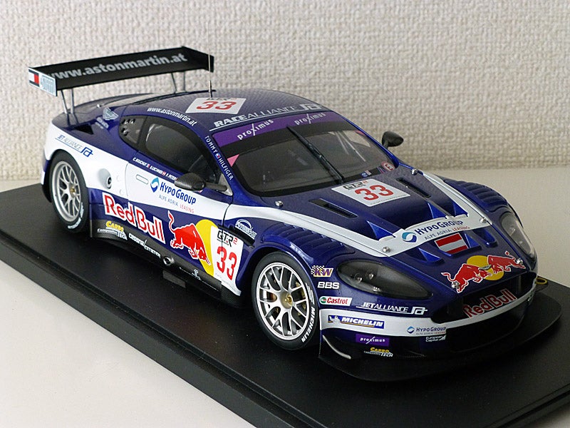 AUTO art 1/18 Aston Martin DBR9 RED BULL SPA 200 | 今日もガツンと