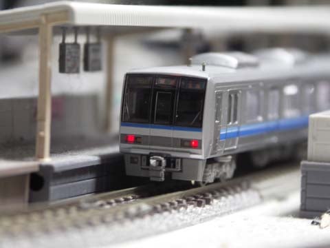 TOMIX】JR東西線 207系1000番台（旧色） | 日常と、鉄道模型の部屋・待避所