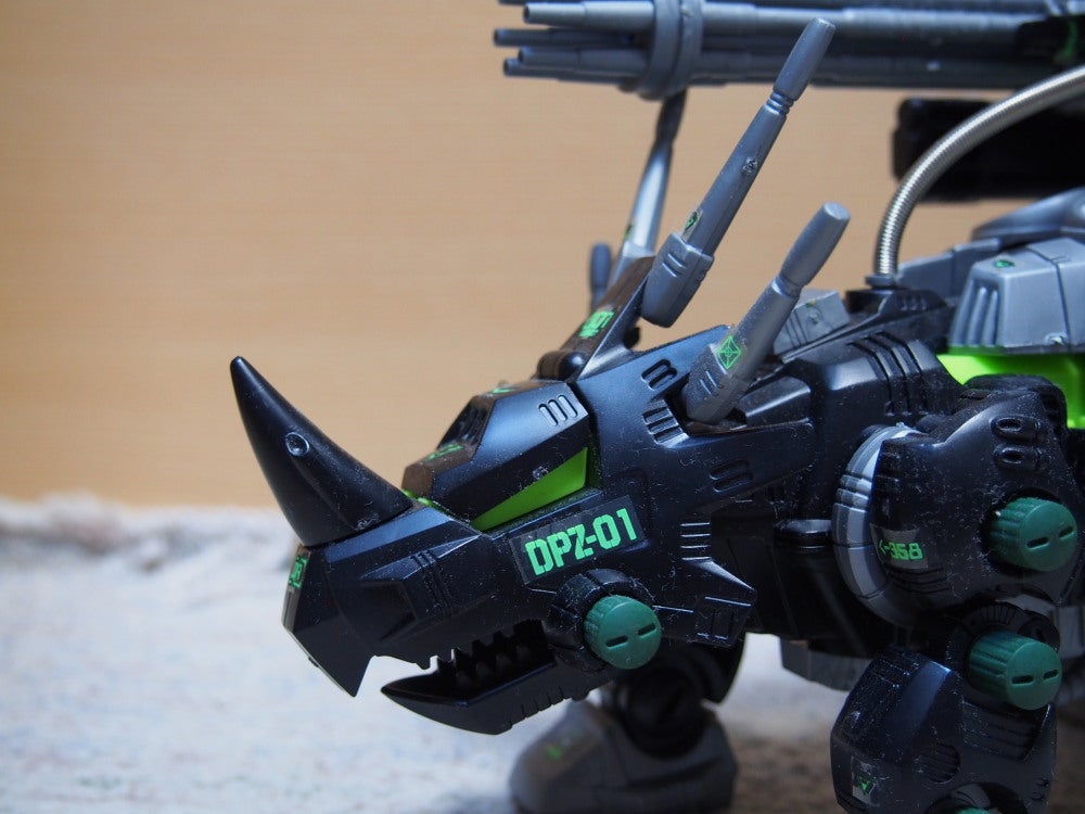 ゾイドその121 ダーク・ホーン | tanishi a.k.a. 田螺のブログ