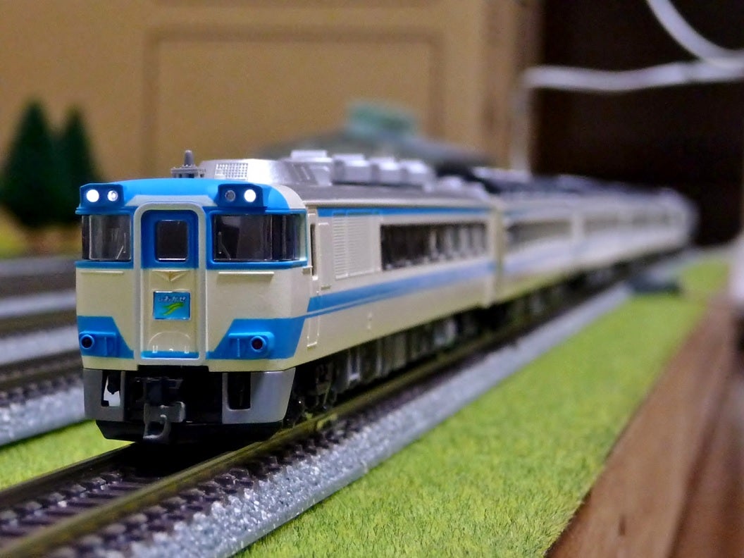 TOMIX JR キハ181系特急ディーゼルカー(JR四国色)セット入線