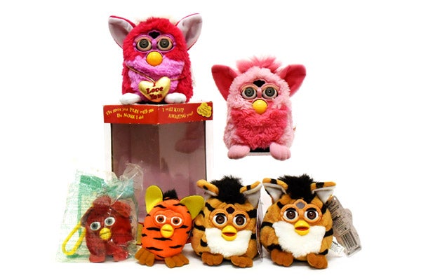 Furby/ファービー1の日本語版と英語版とぬいぐるみとハッピーセット