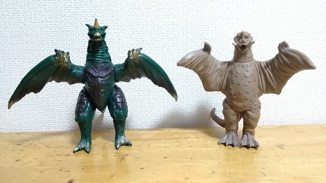 ウルトラ怪獣シリーズ》有翼怪獣 チャンドラー（パワードチャンドラー