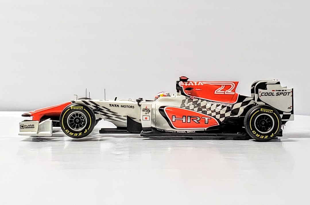 デビューは下位チームから HRT F111 ダニエル・リカルド# | ~クルマの