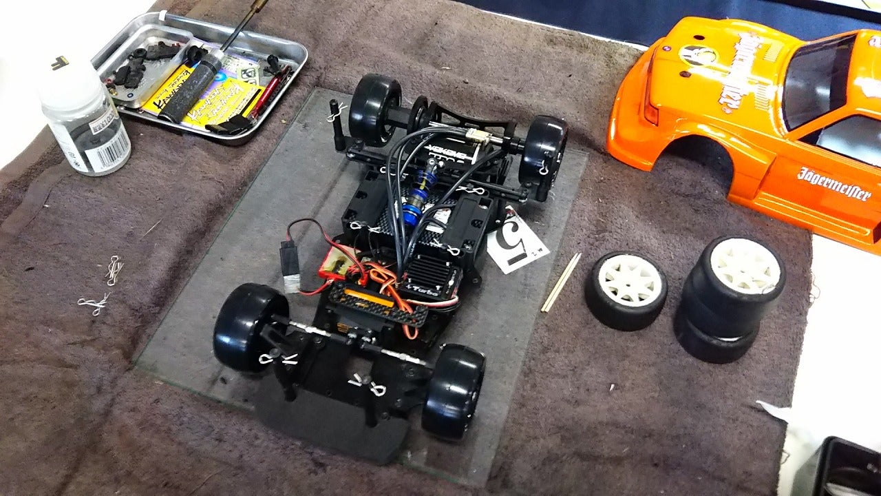 放置していると埃が積もりそう【M300GT2】 | andewmaのブログ