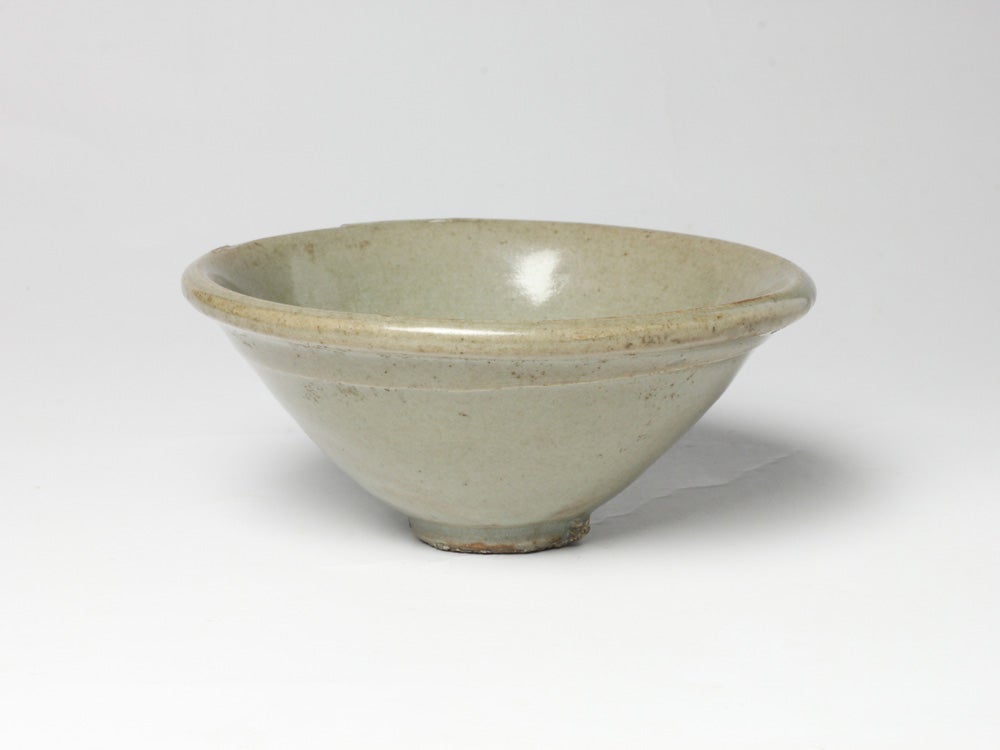 中国陶磁へのおさそい～「耀州窯青磁盃」(古美術水田の商品) | 美術