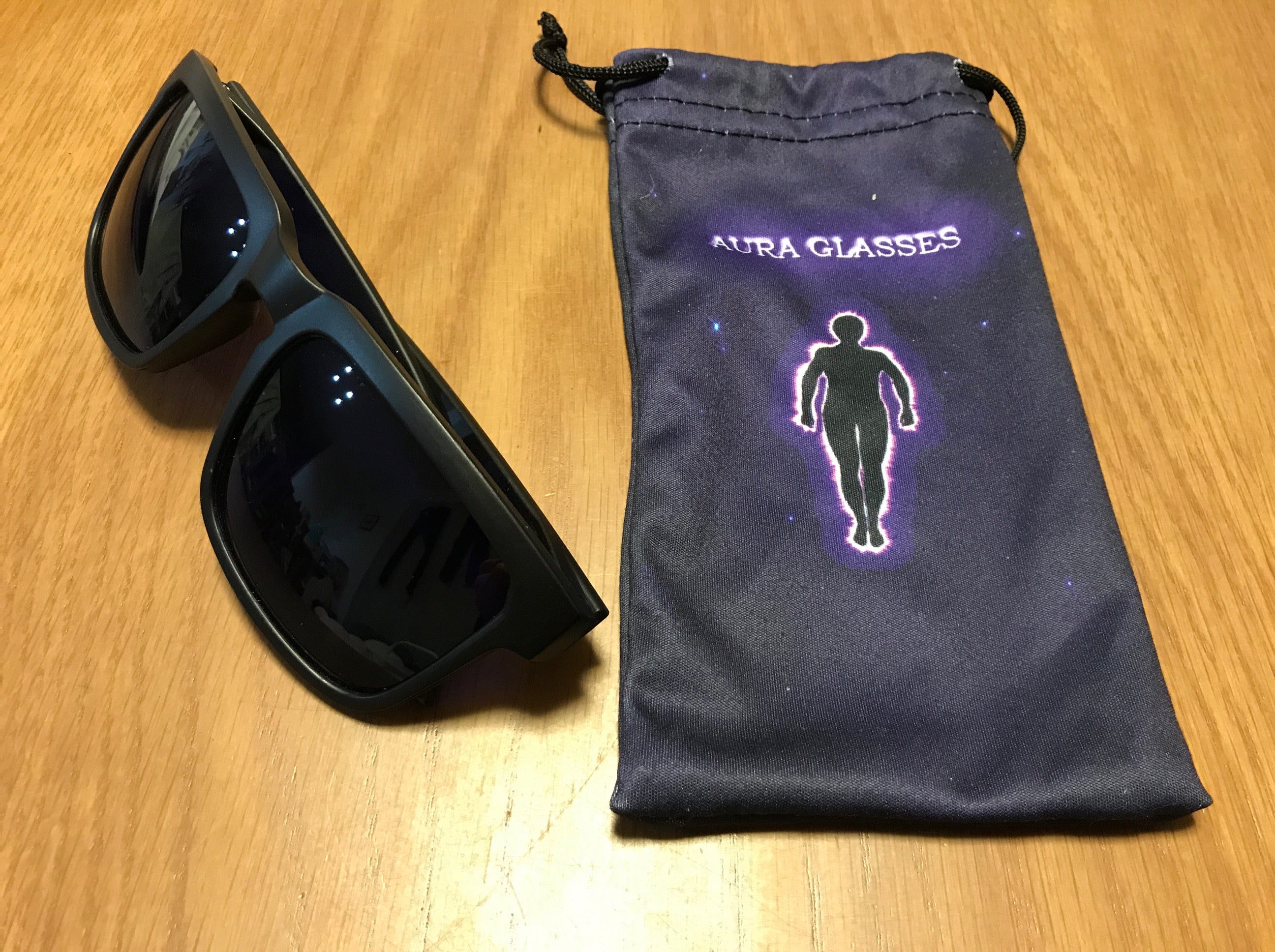 オーラの見える眼鏡 Aura Glasses | フシギナセカイ