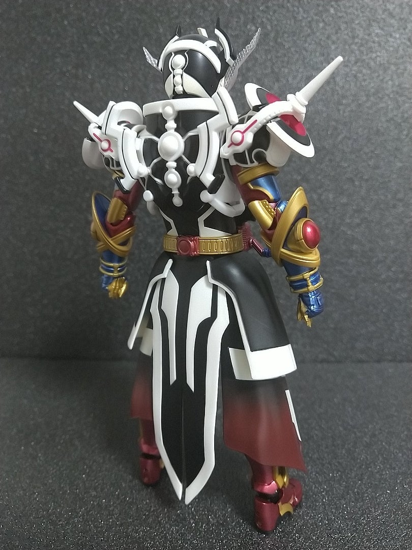 S.H.フィギュアーツ 仮面ライダーエボルブラックホールフォーム | ある