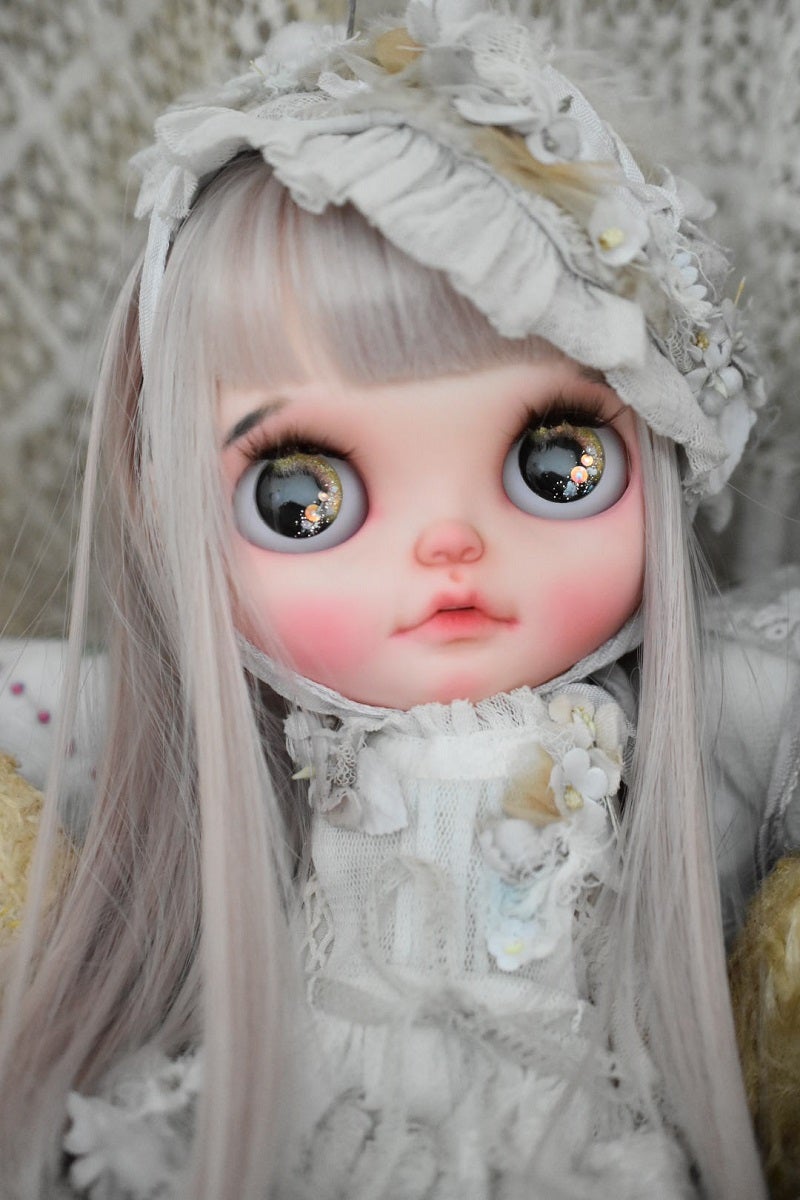 カスタムブライス「Powder sugar」とミディブライスドレスセットのご