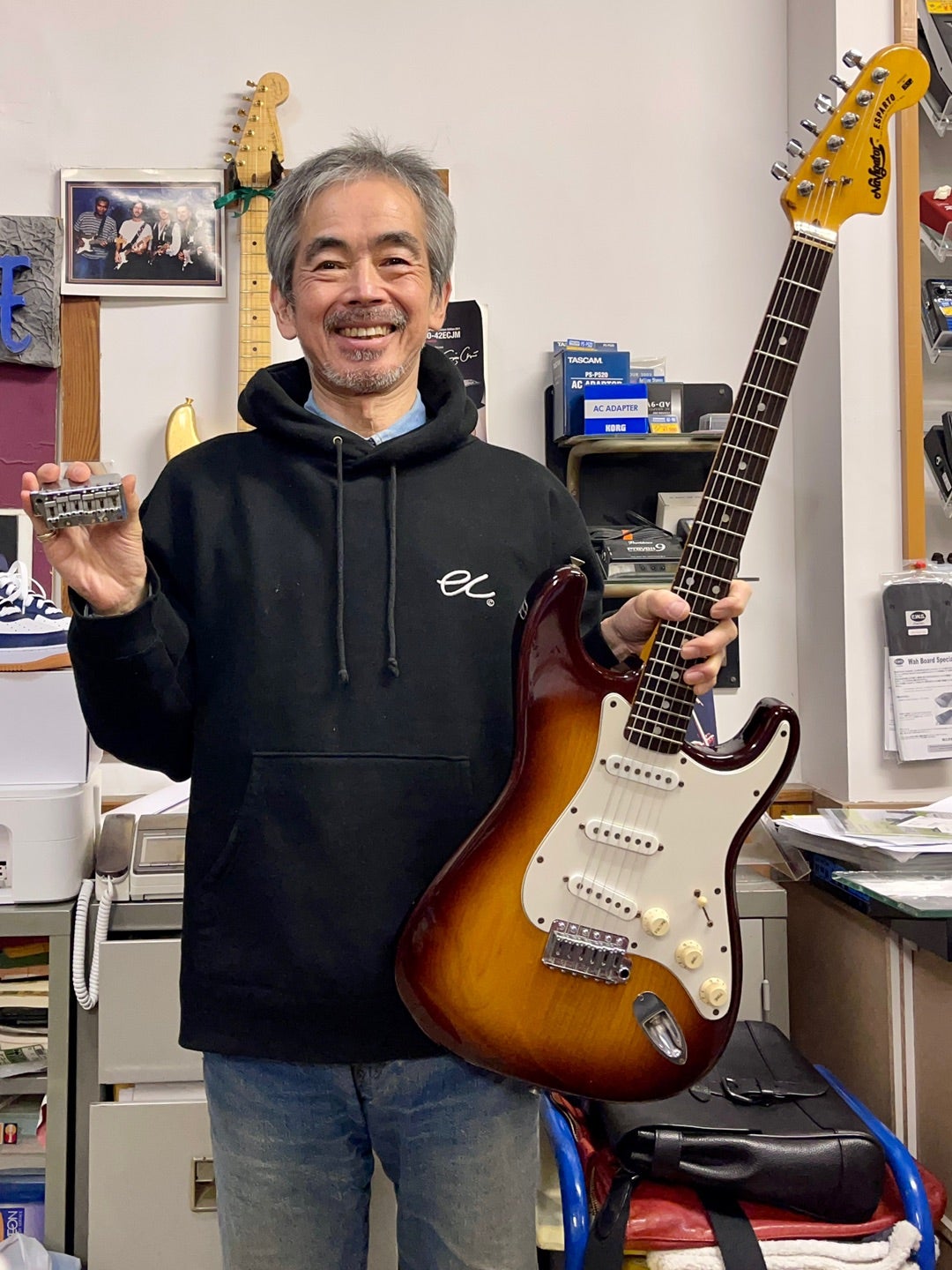 ちょっと古いNavigatorのストラトのリペア❗️ | Eric Clapton師匠