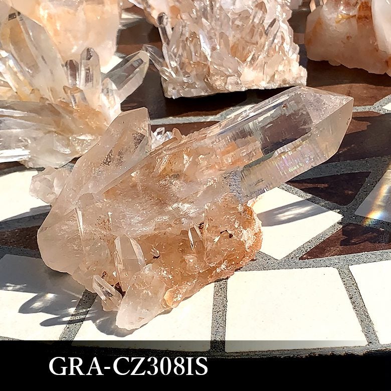 新着商品☆美しすぎるオレンジ！インド・グラハン産ヒマラヤ水晶