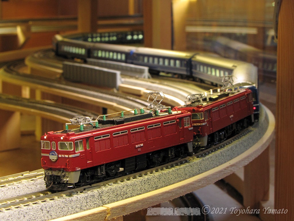 24系寝台特急あけぼの編成(KATO)号車札,減光,カニ24 114へ改番【n