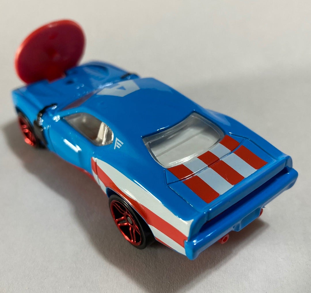 ホットウィール謎車天国「キャプテンアメリカ」勇気を出して
