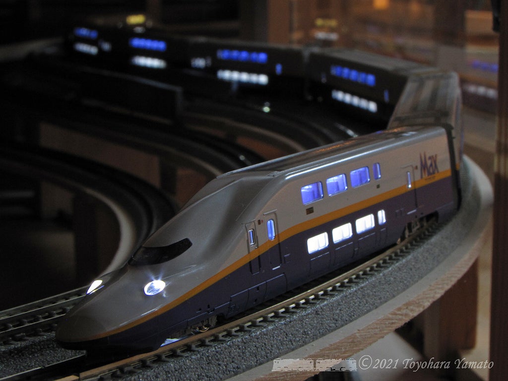 KATO E4系新幹線Max 上下階を均一に照らす(1) [鉄道模型] | 重単5175