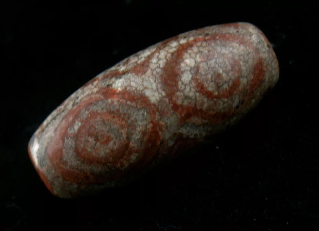 喜びに満ちた人生を与える「龍六眼天珠」 | Gems〜ジェムズ〜