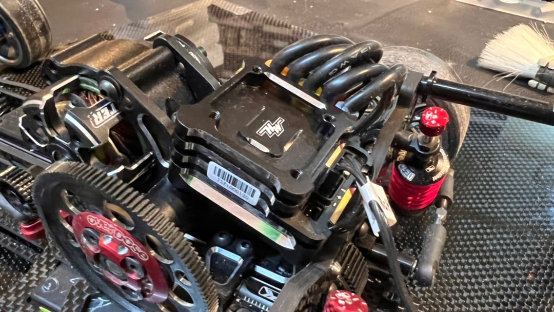 HOBBYWING XeRUN XD10 PRO その1 | ♡HRCホリ店長の気まぐれブログ♡