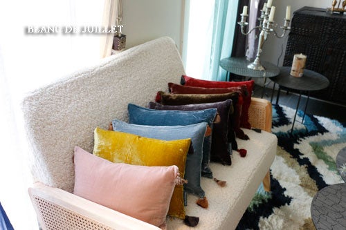 絶妙カラーのクッション♪Beatrice LAVALの世界 | ブランドジュリエの