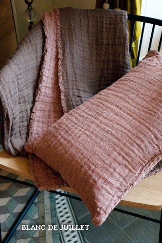 絶妙カラーのクッション♪Beatrice LAVALの世界 | ブランドジュリエの