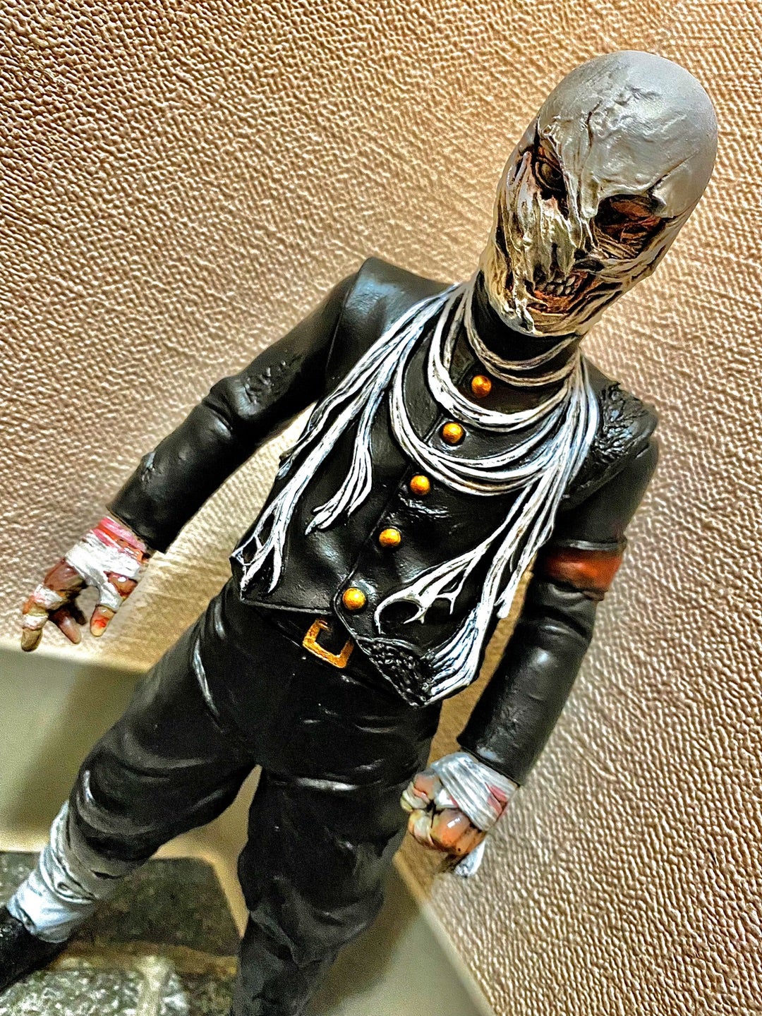 壮絶な造形と塗装！暗黒エンターテイメント製「帝國風紀 暗闇くん