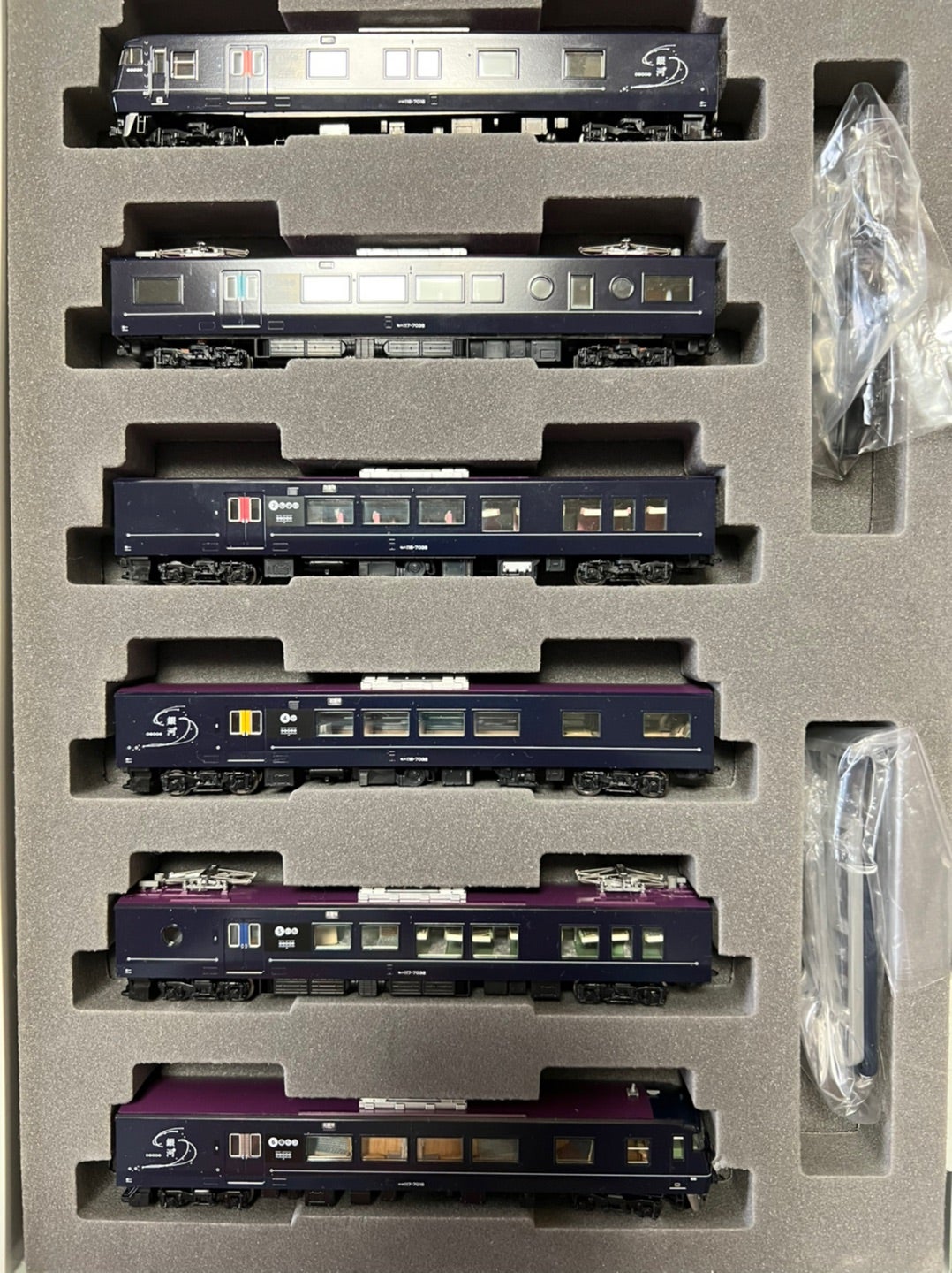 TOMIX「WEST EXPRESS銀河」にエヌ小屋パーツを取り付け | HK01の徒然ブログ