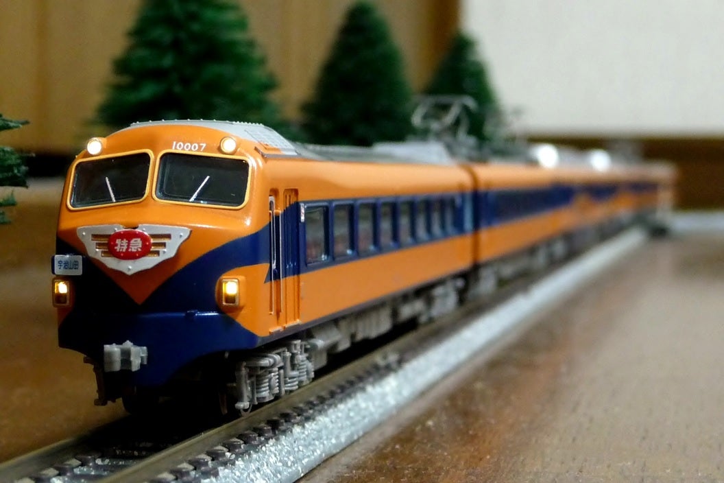 MICRO ACE 近鉄10000系 ビスタカー 新塗装 7両セット入線♪ | Bullet