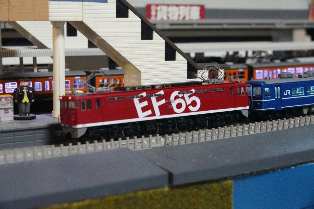 模型紹介】263 EF65-1019号機「初代レインボー塗装」～宇都宮線を中心