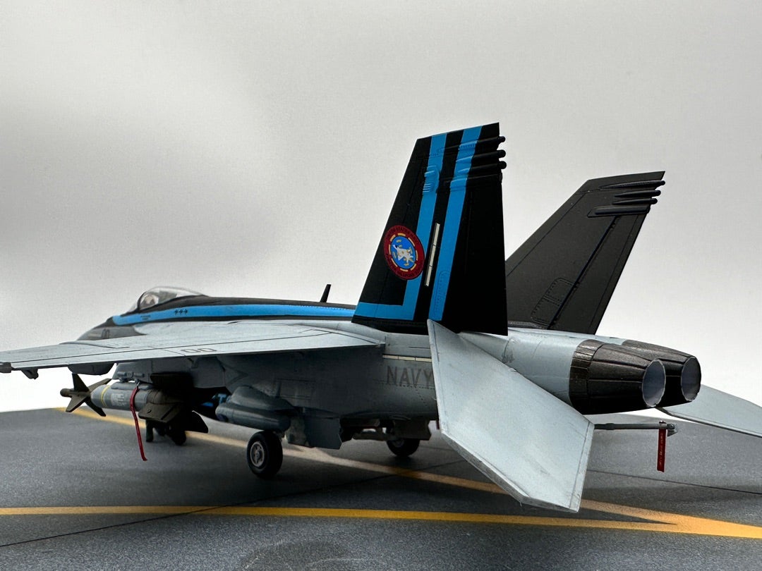 トップガン マーヴェリック搭乗機を作る ハセガワ 1/72 F/A-18E