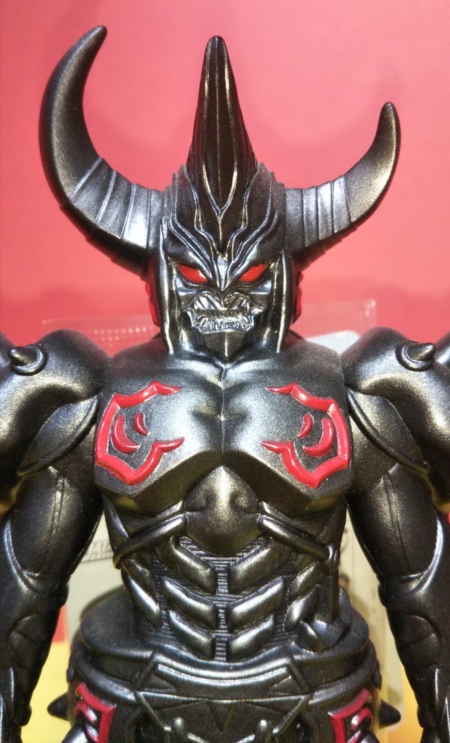 暗黒魔鎧装アーマードダークネス 『ウルトラ怪獣シリーズ』 | シネマ