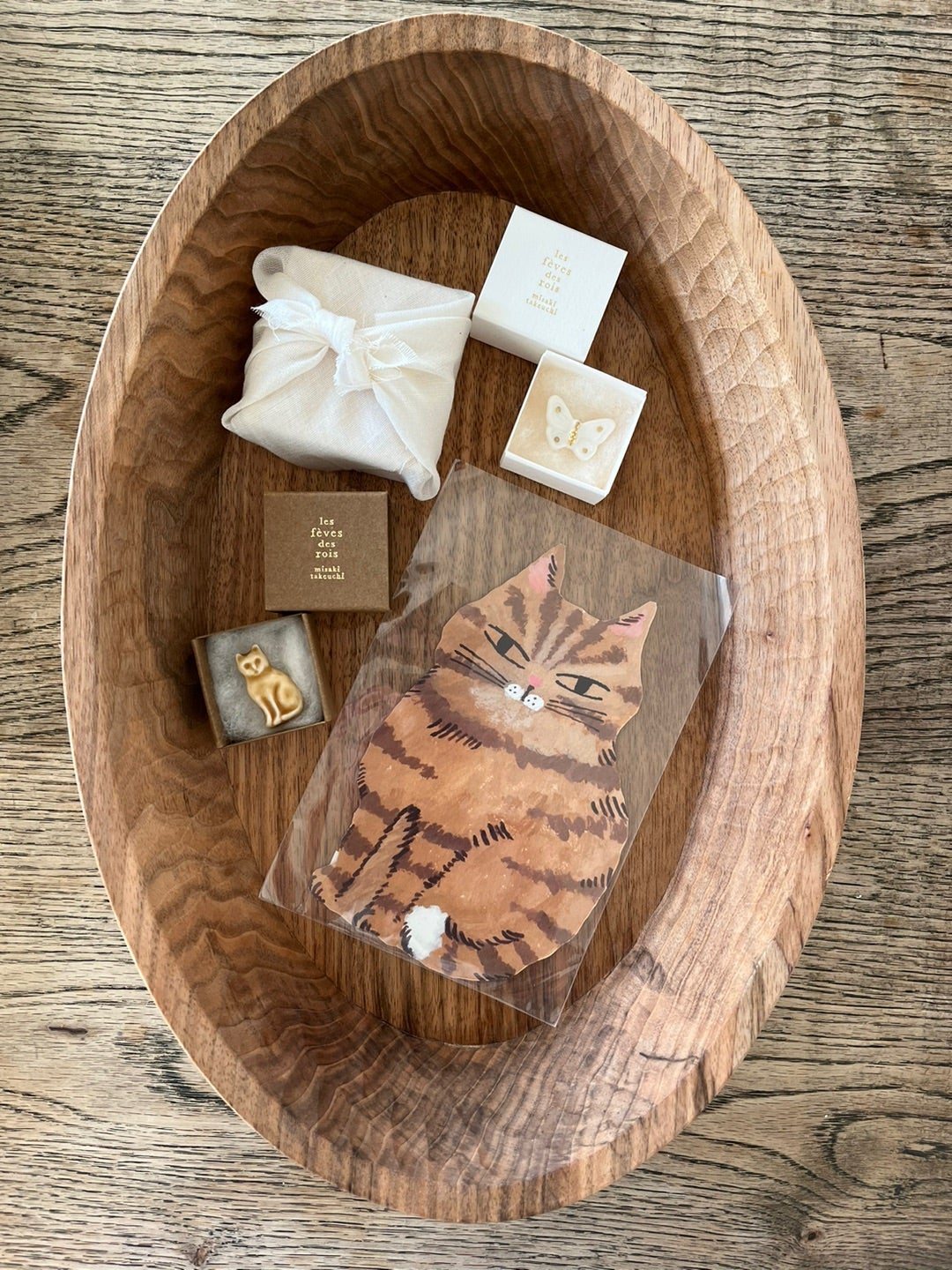 petitmuseeさんでガレットデロワと竹内美咲さんのフェーブを求めに