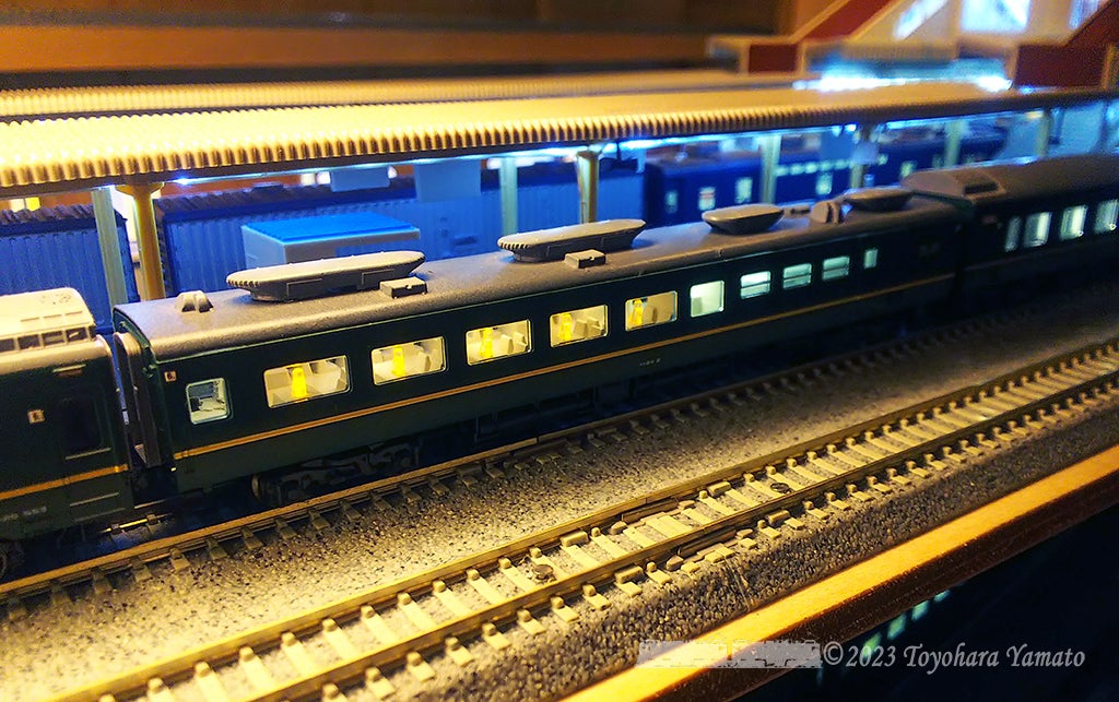 24系トワイライト編成 室内灯の色目調整と減光 | 重単5175 ～鉄道模型