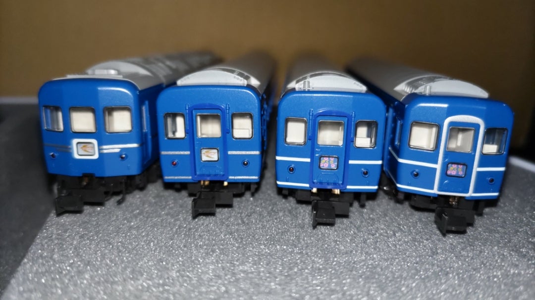 KATO 10-1799 10-1800 寝台特急 さくら·はやぶさ/富士 24系 14系入線