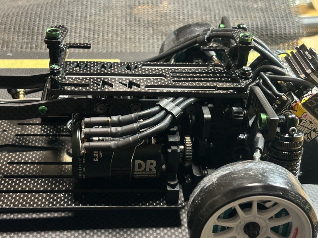 バーチカルアジャストバッテリーベースプレート | テレ