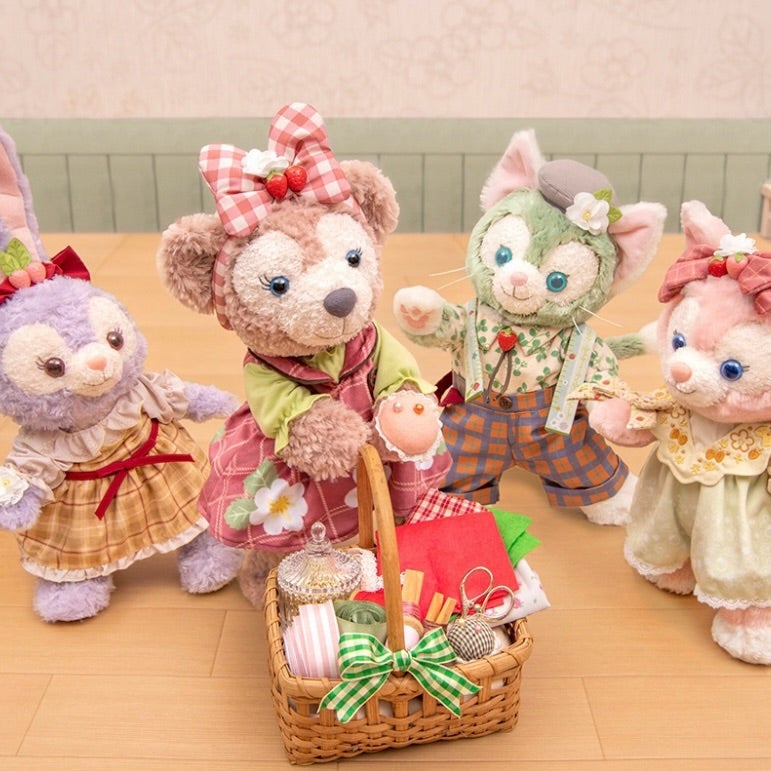 ダッフィーアンドフレンズの ハートフェルトストロベリーギフトの