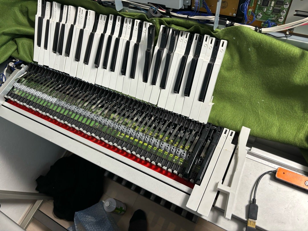 古いKORGのシンセX3の鍵盤修理！ | ギタリストKatzのド底辺ブログ