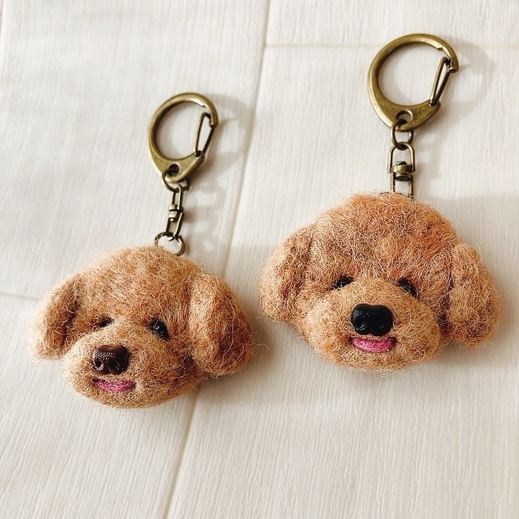 トイプードルキーホルダー 羊毛フェルト作家もふだもふお | 羊毛