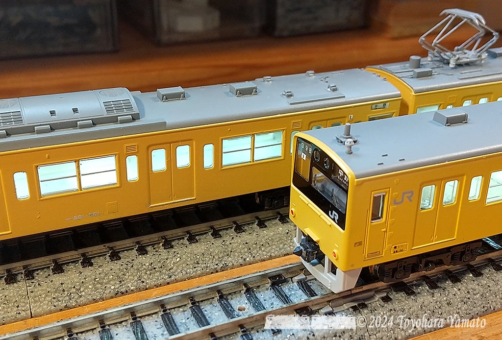 201系ミツ9編成 前面表示更新とコンデンサー [鉄道模型] | 重単5175