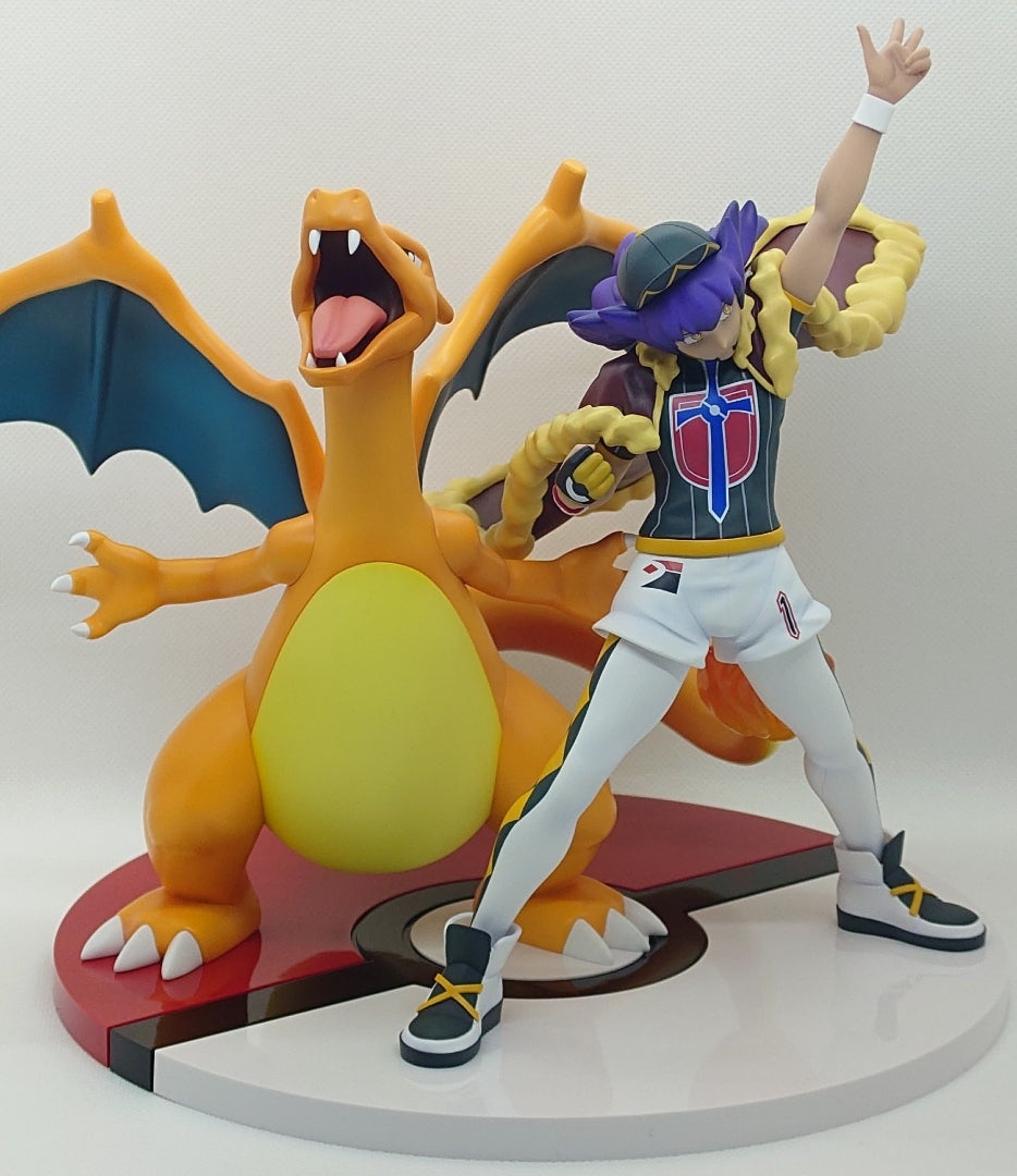 ポケモンセンターオリジナル フィギュア ダンデ & リザードン | ごめん