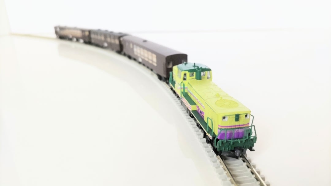 マイクロエース A1480 DE15-2516 50系「富良野・美瑛ノロッコ号」 入線