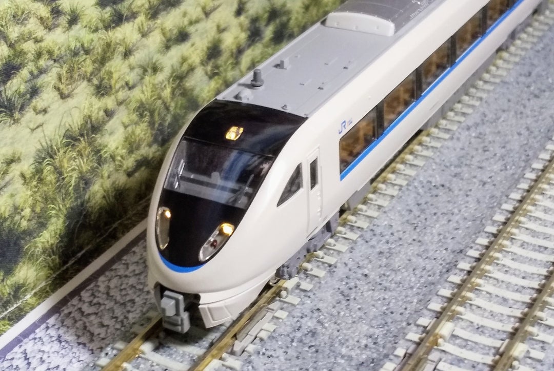 KATO 683系 0番台 サンダーバード (RN車) 6両基本セット 入線