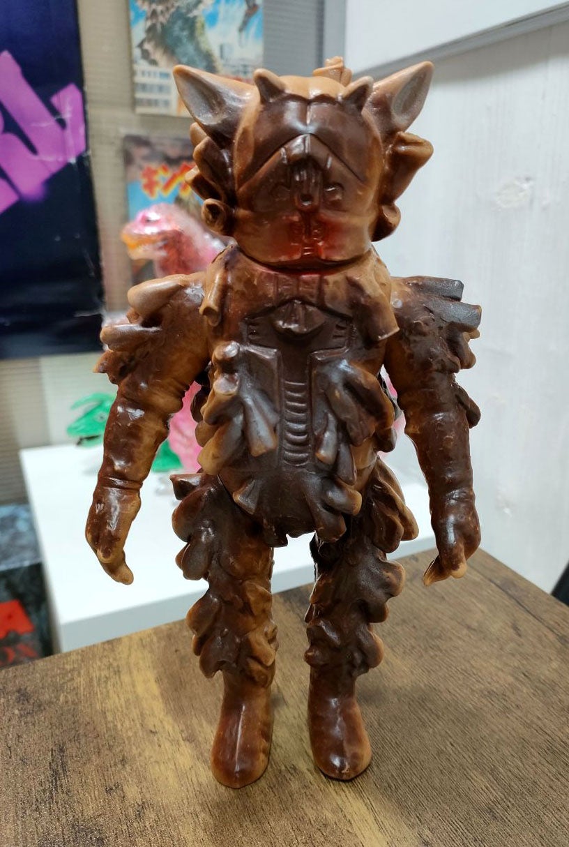 過去最高のプラチク星人 | DEAN ～怪獣遊園地～