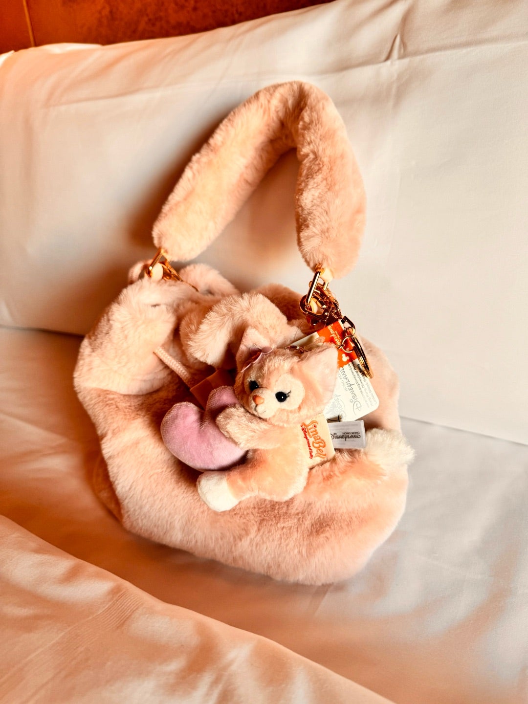 香港ディズニーランド…主人が気に入った（笑）リーナベルのもこもこの