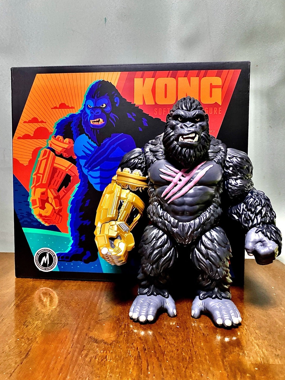 機械式外骨格アームを装着したキングコングのソフビをGET！ | 怪獣玩具