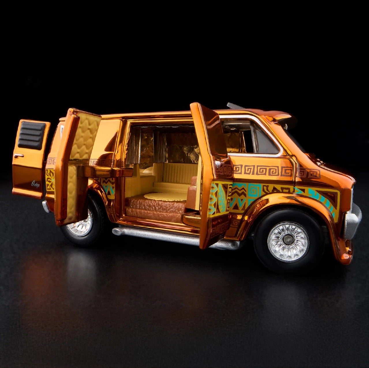 RLCから「'70s Dodge Tradesman Van」が待望の2ndリリース！ | That's
