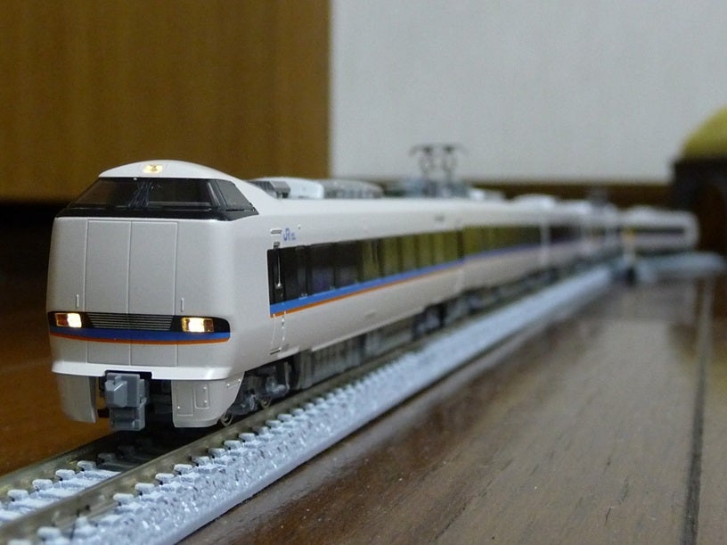 KATO 683系「しらさぎ」(新塗装) 6両セット入線♪ | Bullet Train