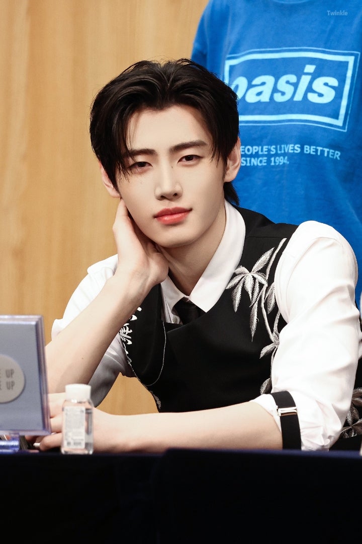 ENHYPEN ソンフン UNLEASH 上海サイン会 ENHYPEN ソンフン UNLEASH yzy