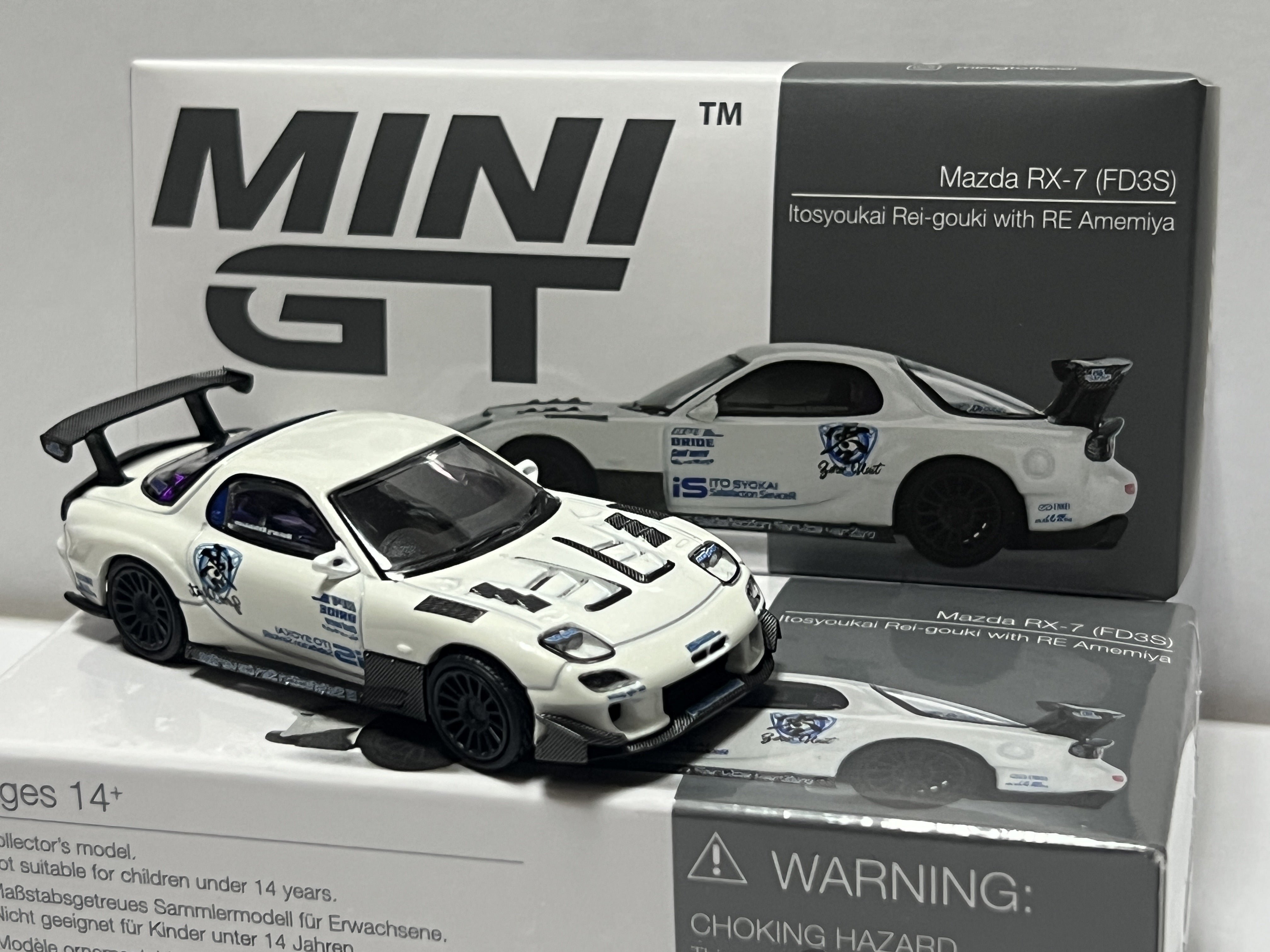 MINI GT MAZDA RX-7 FD3S 伊藤笑会零号機 with RE雨宮 届いた!! | 山