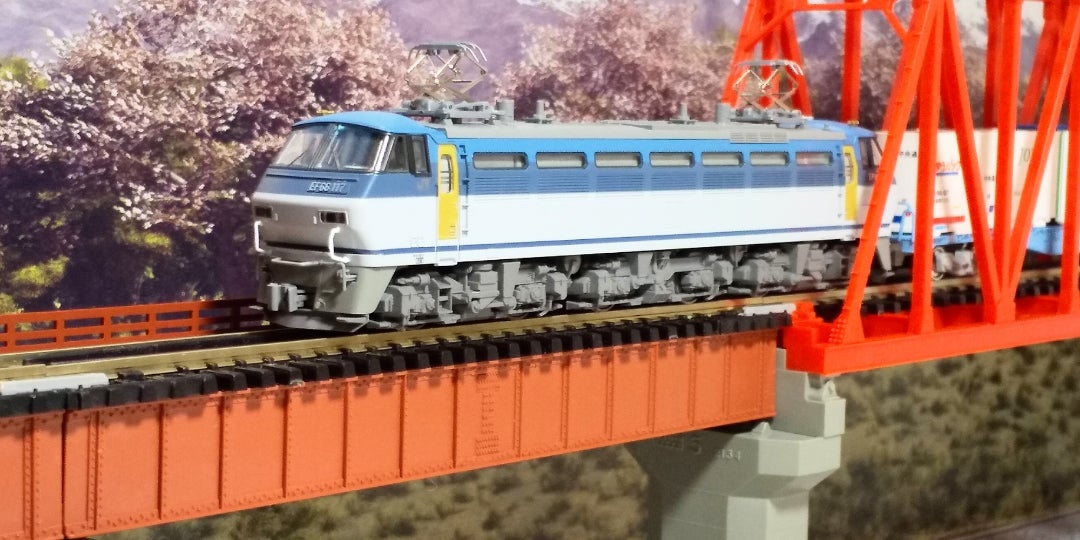 KATO EF66 100番台 入線‼️ その➁ (旧製品∕品番 3046) | oketa-mokei