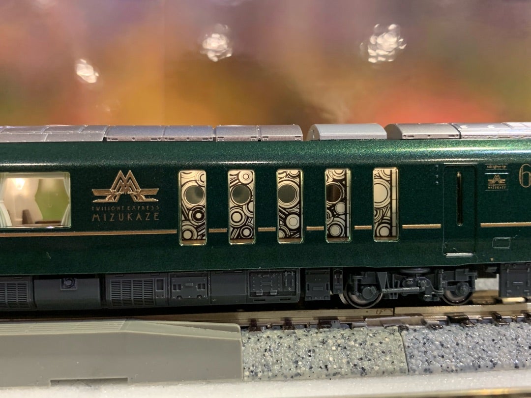 鉄道模型】KATOより瑞風が発売！車両のご紹介です！【室内灯