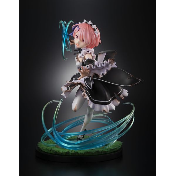 フィギュア: Re:ゼロから始める異世界生活 ラム ロズワール戦Ver