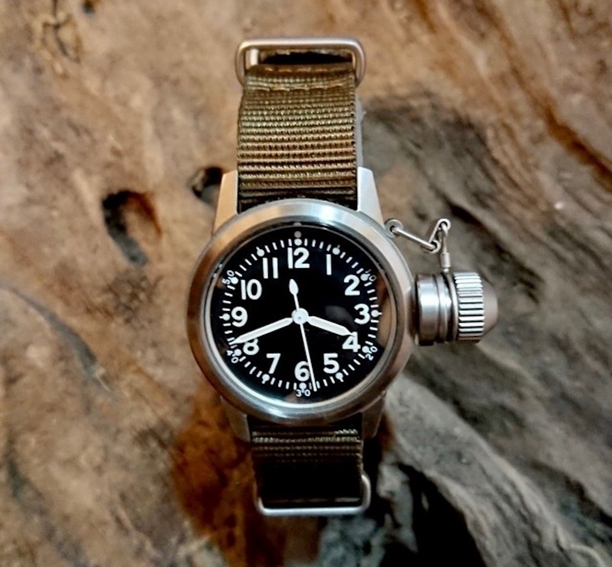 1940年代の米海軍特殊部隊が使っていたミリタリーウォッチが復刻